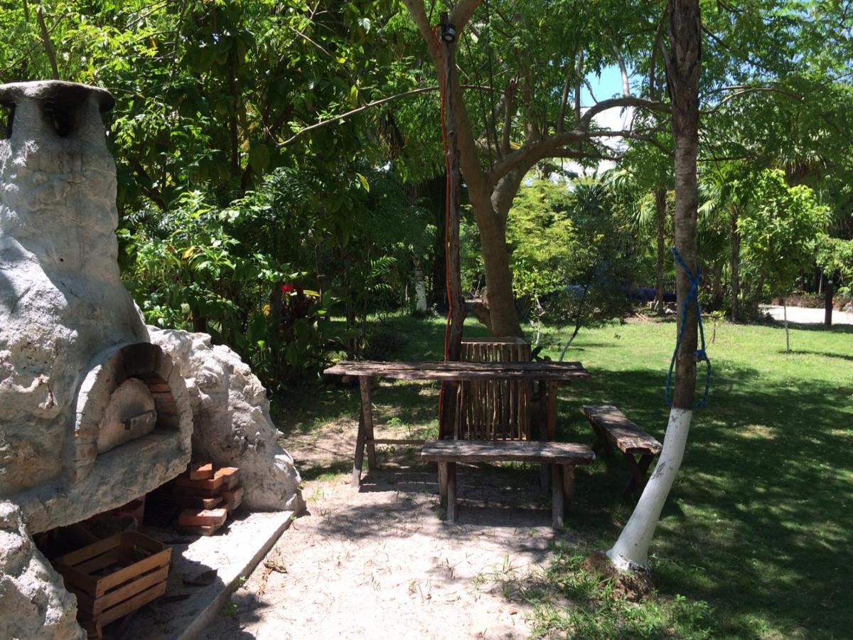 Chez Gigi - Eco Lodge Махахуал Екстериор снимка