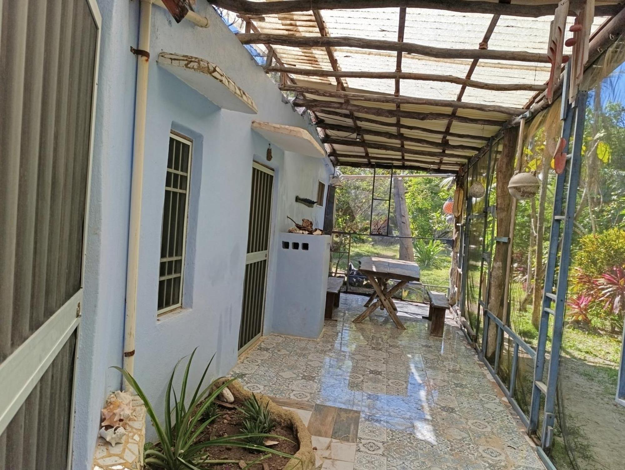 Chez Gigi - Eco Lodge Махахуал Екстериор снимка