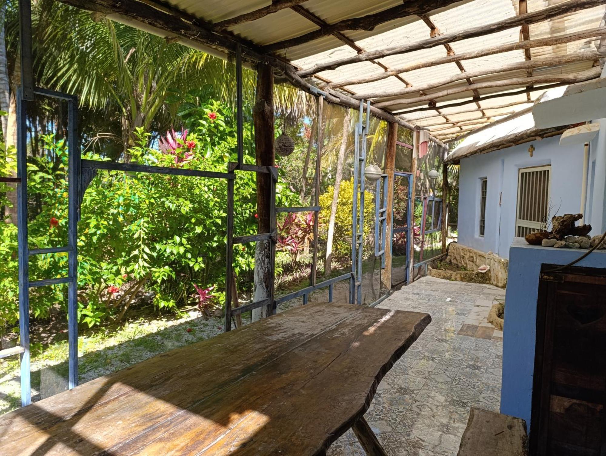 Chez Gigi - Eco Lodge Махахуал Екстериор снимка